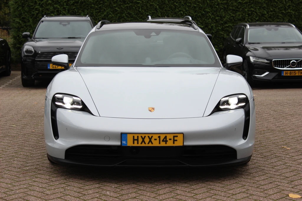 Porsche Taycan – foto 9
