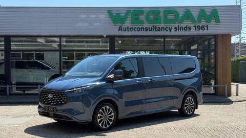Ford Tourneo Custom 2.5 PHEV 340 L2 TITANIUM X 8p VIP bus LUXURY/LCD binnensp/ adp. LED