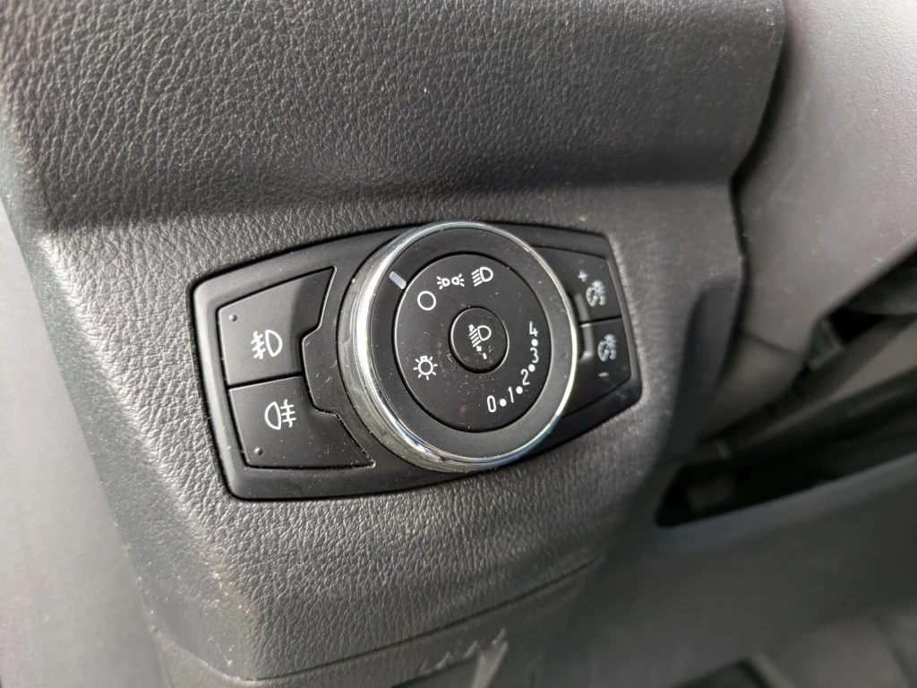 Ford Transit Courier – foto 22