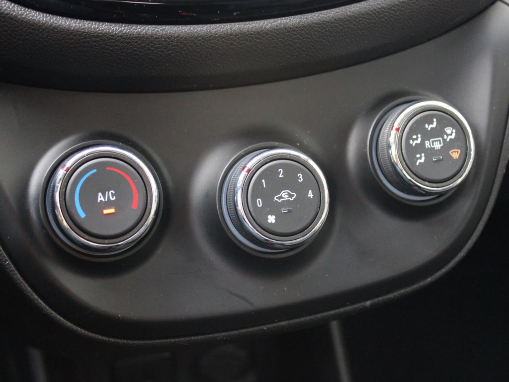 Opel KARL – foto 22