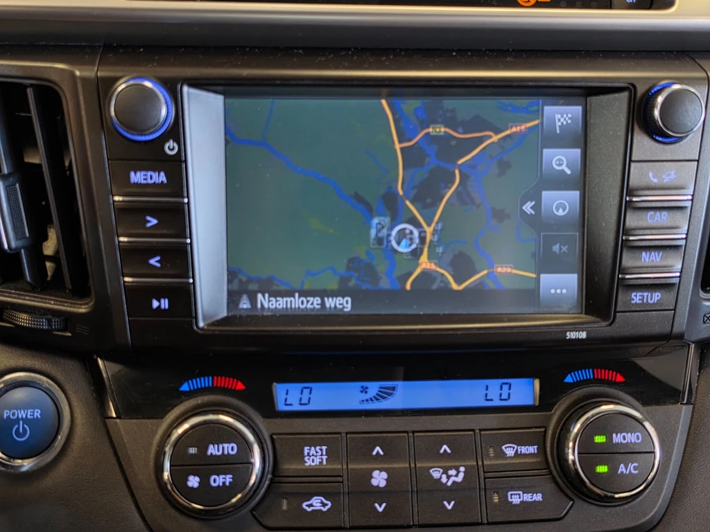Toyota RAV4 – foto 8