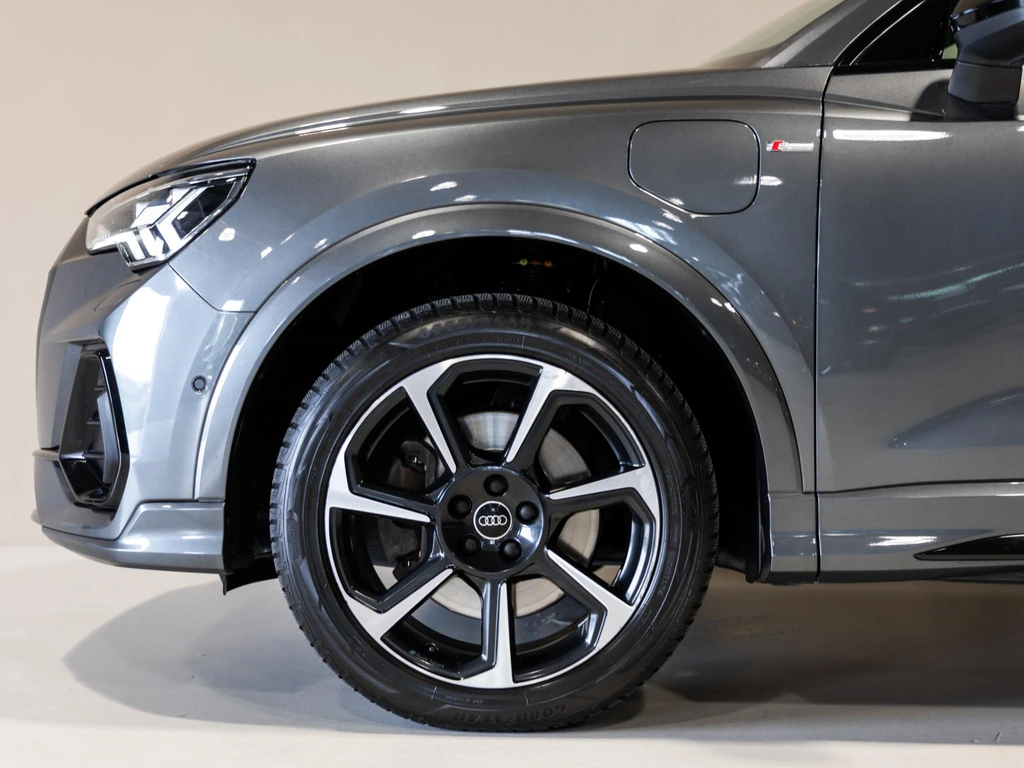 Audi Q3 – foto 17