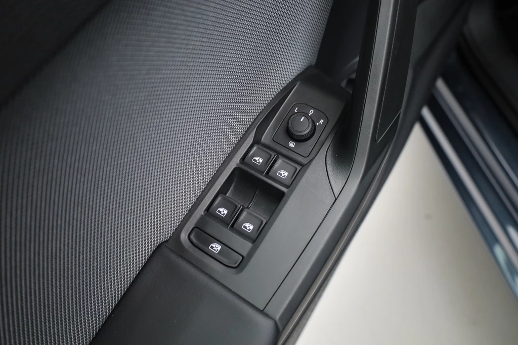 SEAT Leon – foto 13