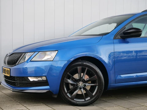 Škoda Octavia Combi 1.0 TSI Greentech Sport Business Navigatie / Privacy glas / 17 Inch
