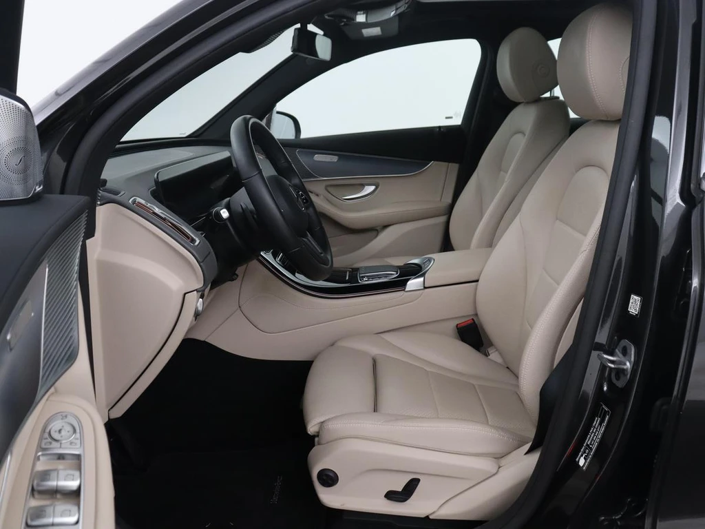 Mercedes-Benz EQC – foto 7