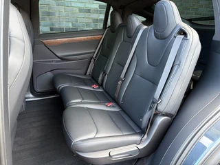 Tesla Model X – thumbnail 11