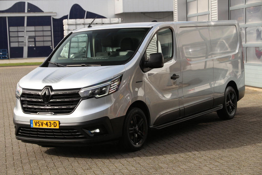 Renault Trafic – foto 1