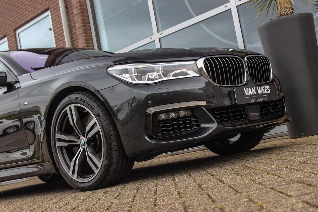 BMW 7 Serie – foto 12