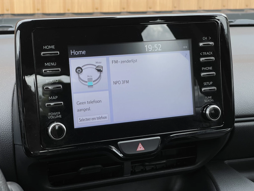 Mazda 2 Hybrid – foto 12