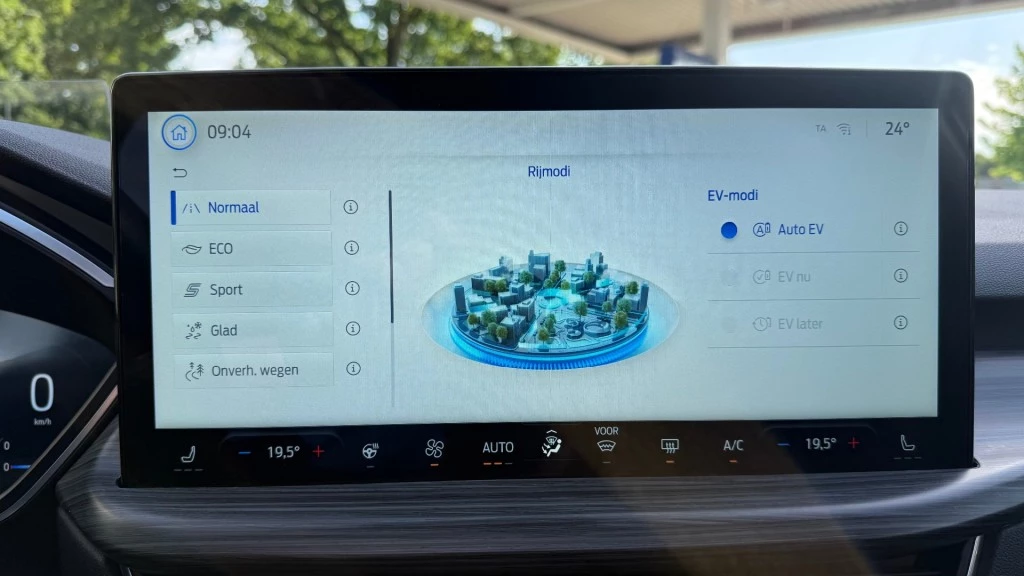 Ford Kuga – foto 15