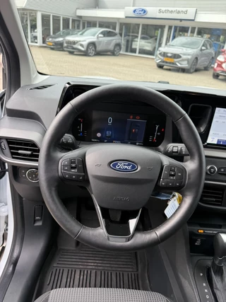 Ford Transit Courier – thumbnail 10