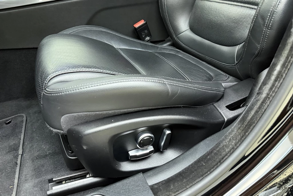 Jaguar XE – foto 22