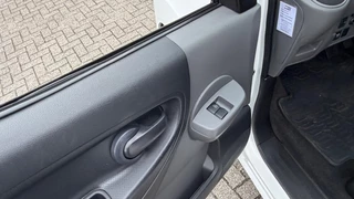 Nissan e-NV200 – thumbnail 18
