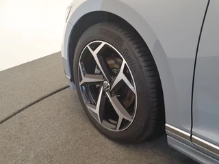 Volkswagen Passat – thumbnail 11