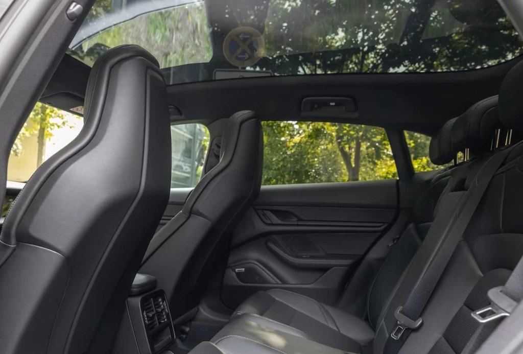 Porsche Taycan – foto 9
