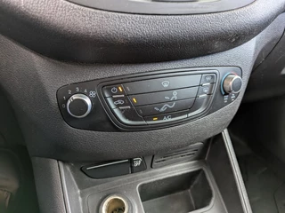 Ford Transit Courier – thumbnail 18