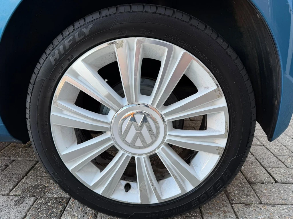 Volkswagen up! – foto 15