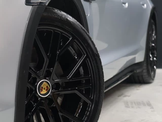 Porsche Taycan – thumbnail 29