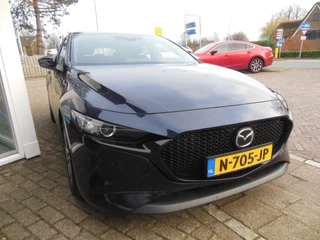 Mazda 3 – thumbnail 6