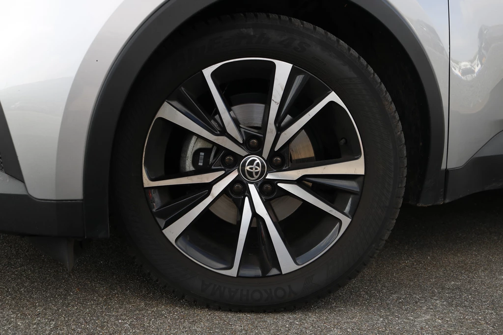 Toyota C-HR – foto 8