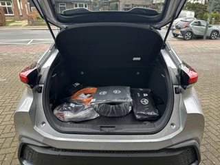 Toyota C-HR – thumbnail 47