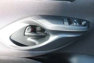 Toyota Yaris – thumbnail 15
