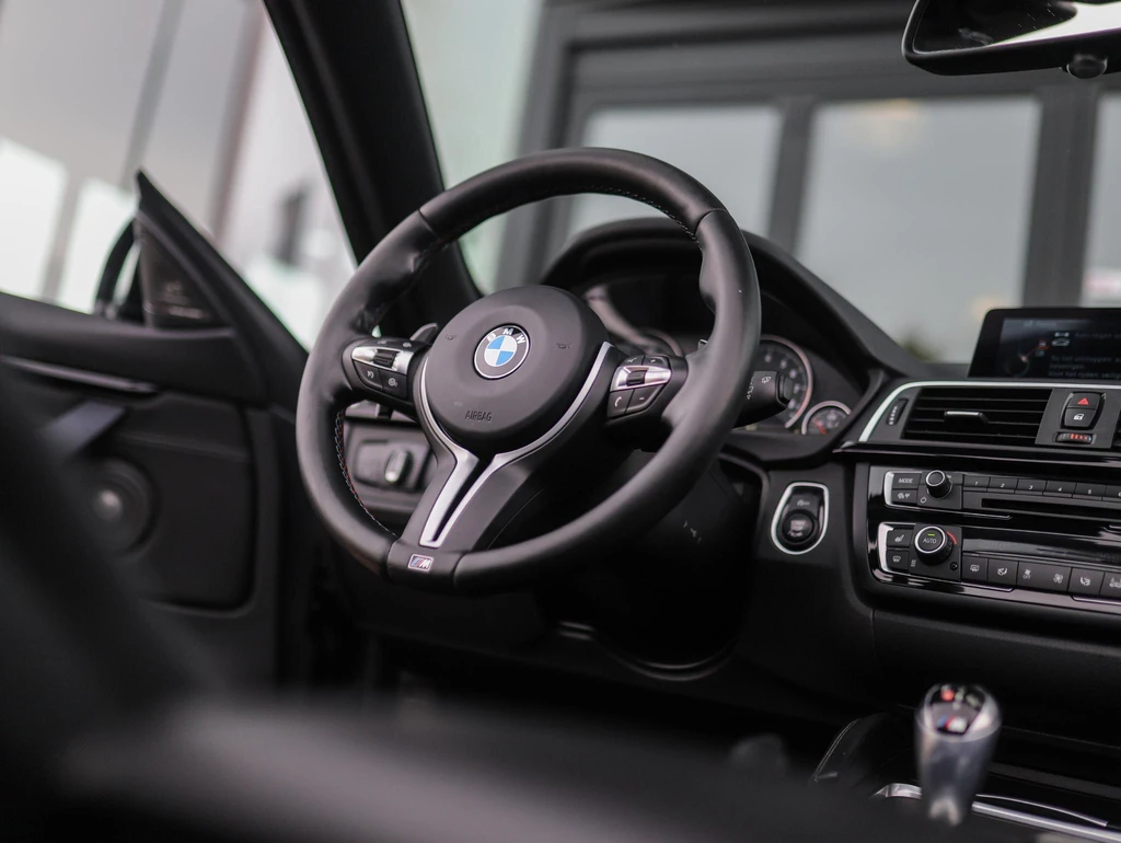 BMW M4 – foto 13