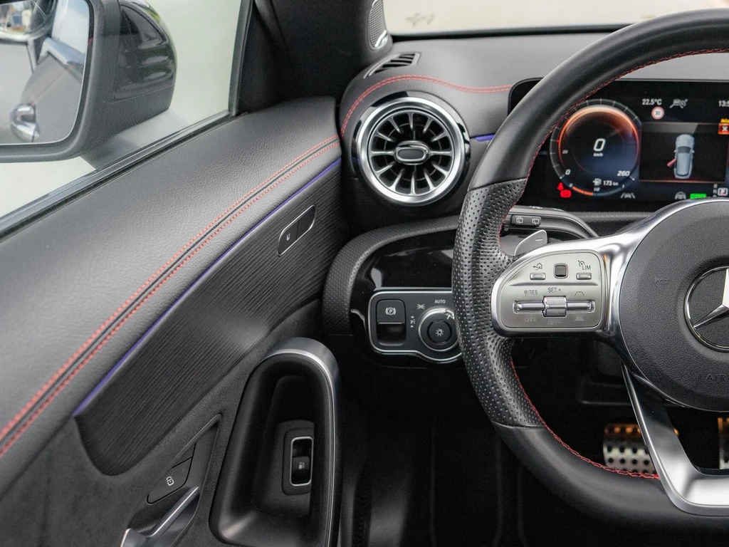 Mercedes-Benz CLA – foto 28