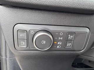 Ford Kuga – thumbnail 18