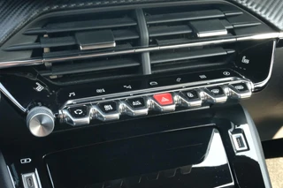 Peugeot e-208 – thumbnail 24