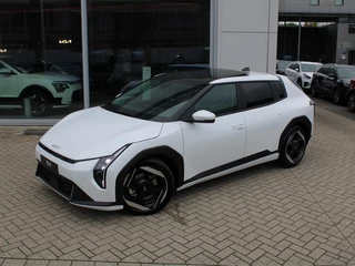 Kia EV4 – thumbnail 2