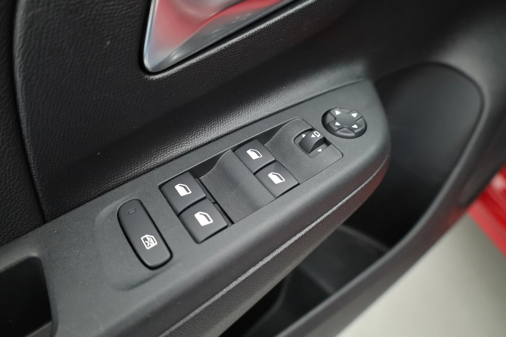 Opel Corsa – foto 8