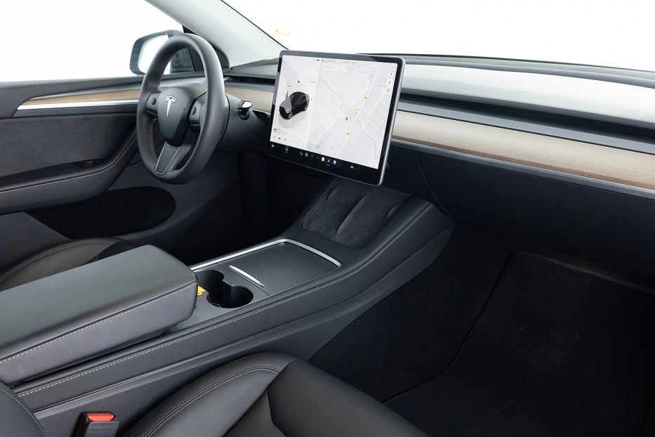 Tesla Model Y – foto 10