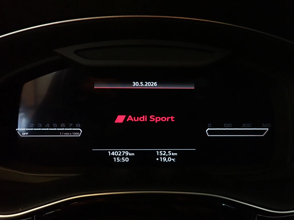 Audi RSQ8 – foto 38