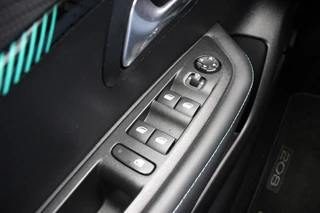 Peugeot 208 – thumbnail 31
