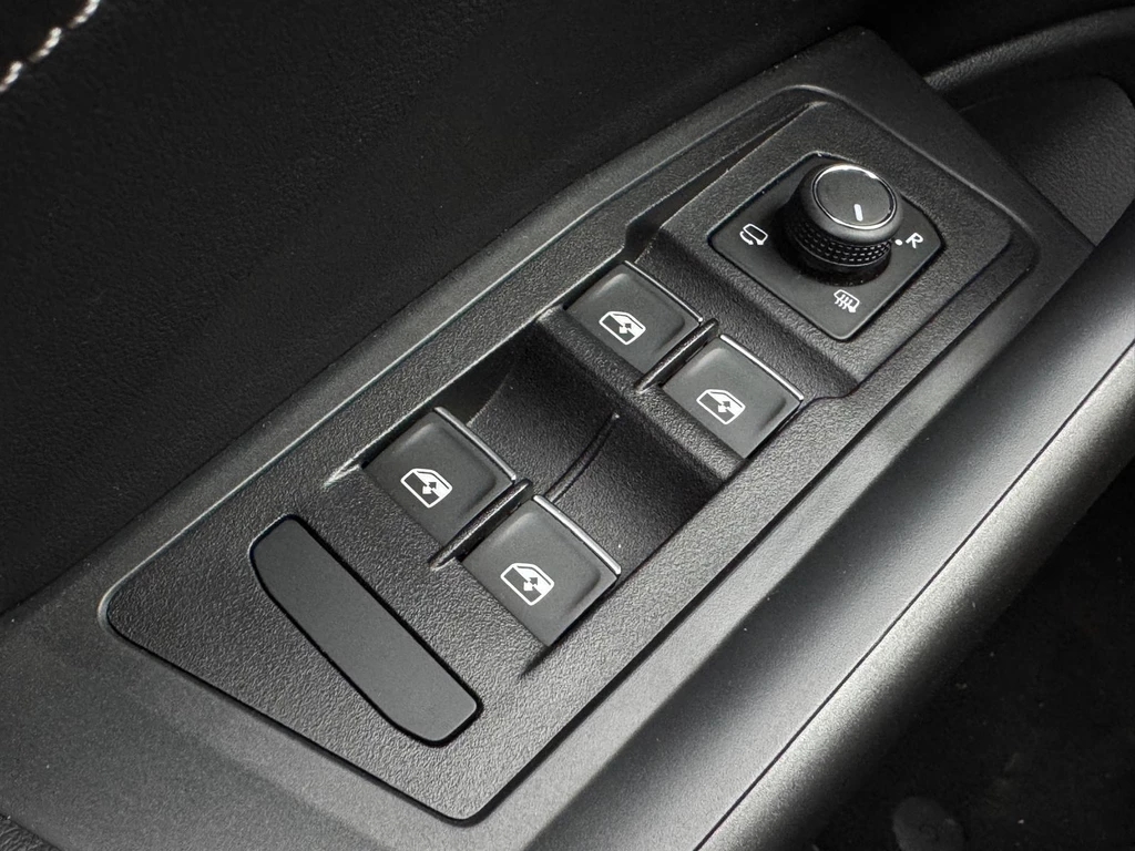 Volkswagen T-Roc – foto 15