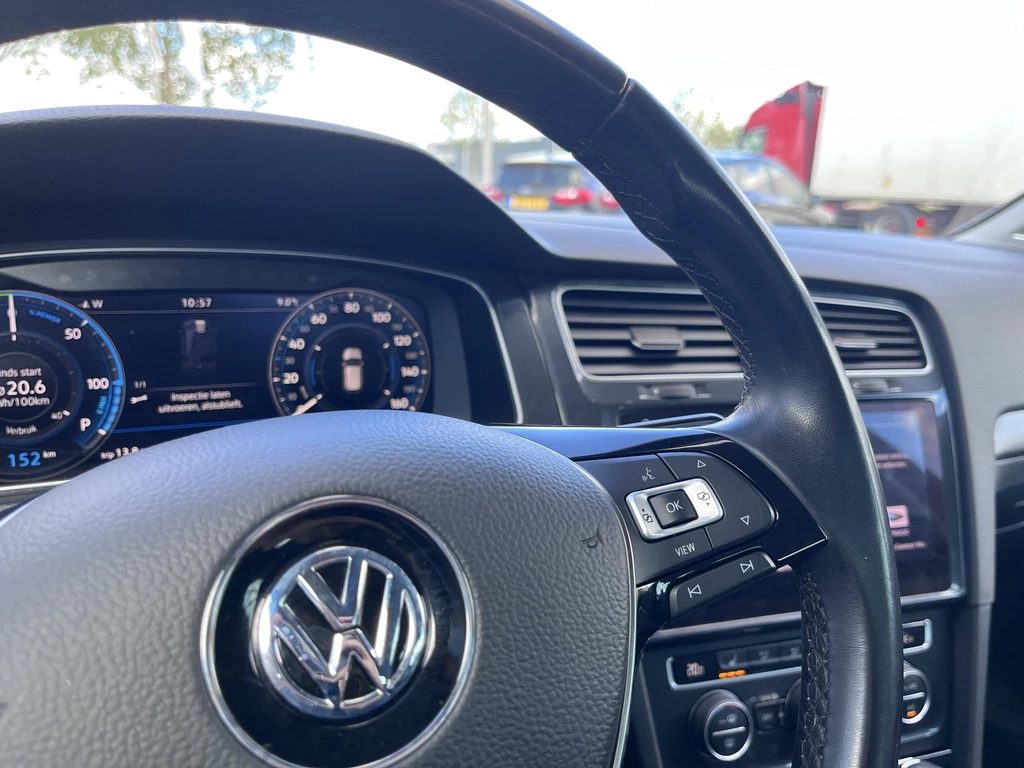 Volkswagen e-Golf – foto 15