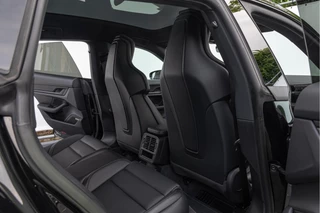 Porsche Taycan – thumbnail 18