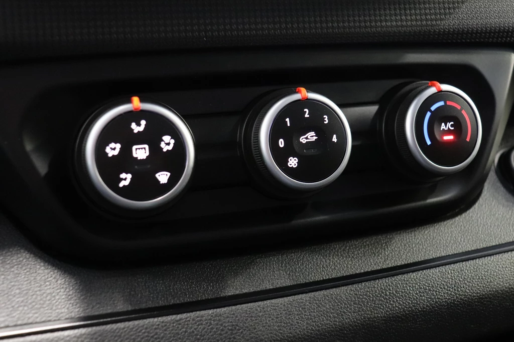 Renault Trafic – foto 12