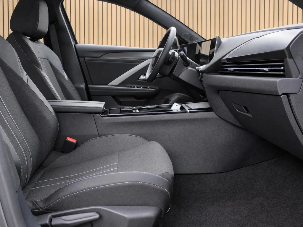 Opel Astra – foto 9