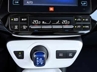 Toyota Prius – thumbnail 12