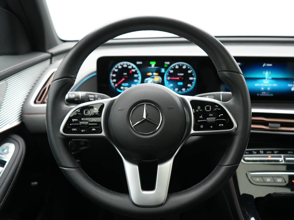Mercedes-Benz EQC – foto 33