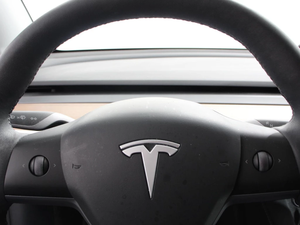 Tesla Model Y – foto 20