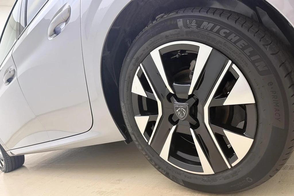 Peugeot 208 – foto 22
