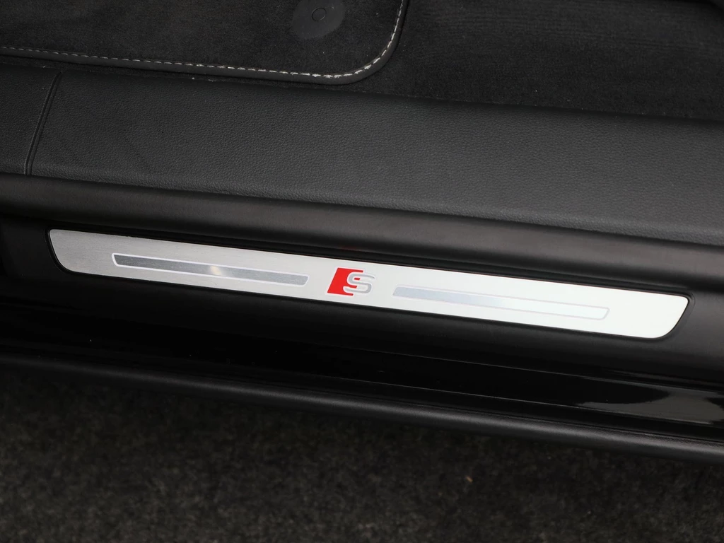 Audi Q8 – foto 26
