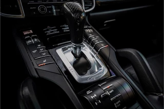 Porsche Cayenne – thumbnail 23