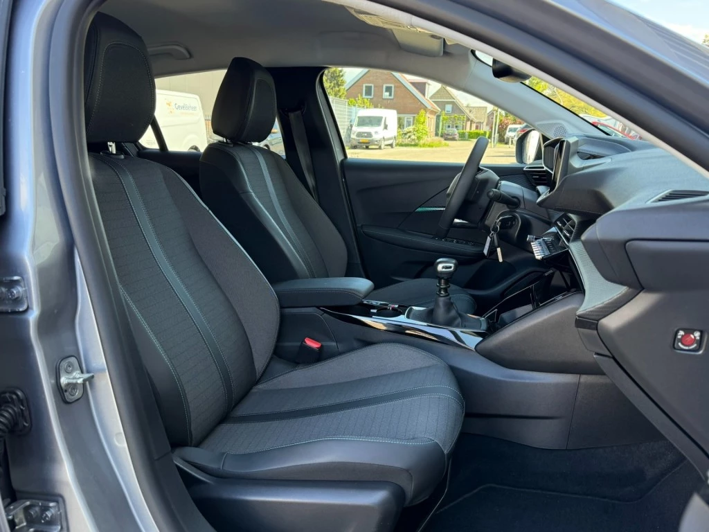 Peugeot 208 – foto 20