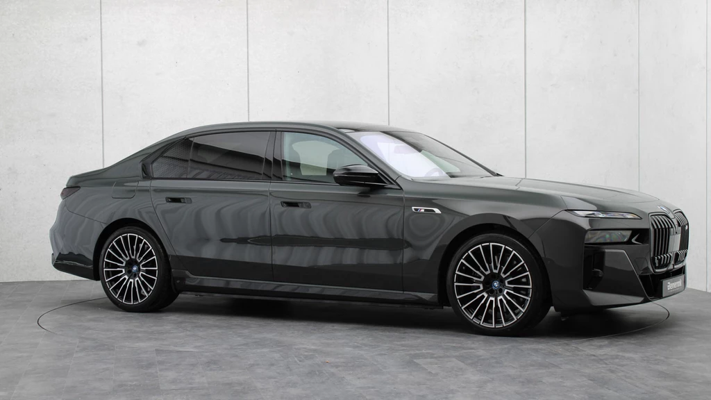 BMW 7 Serie – foto 12