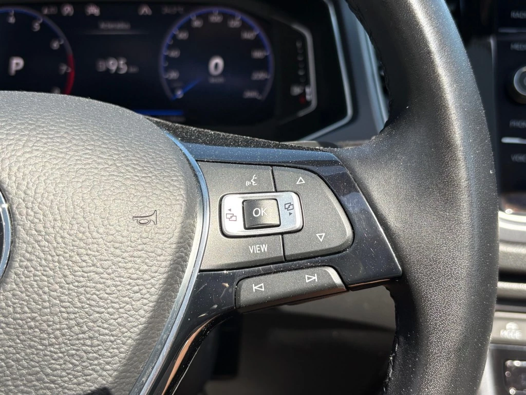 Volkswagen T-Roc – foto 21