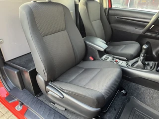Toyota Hilux – thumbnail 12